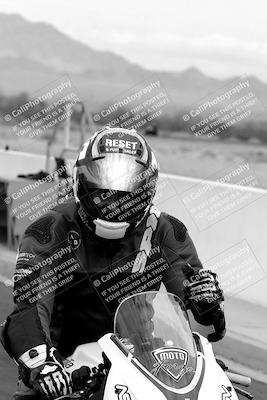 media/Mar-20-2023-Moto Forza (Mon) [[d0bbc59e78]]/Around the Pits/
